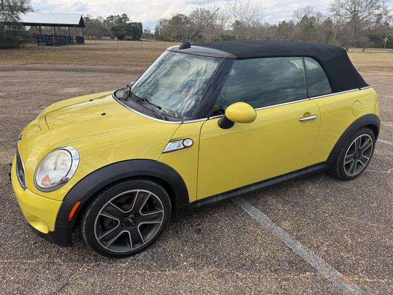 2009 Mini Cooper S 2 Door Convertible - 75,005 Miles