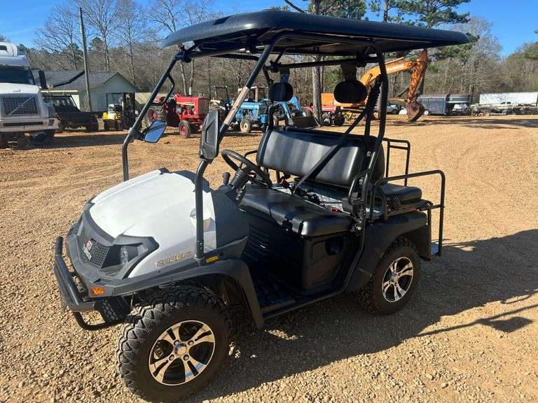 2024 Trailmaster Gas Golf Cart