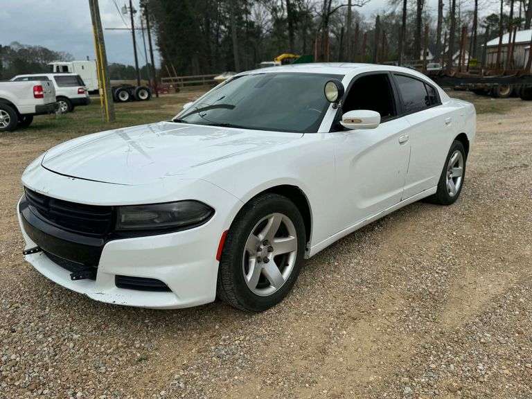 2016 Dodge Charger 4 Door Sedan - Police Package (132,748 Miles)