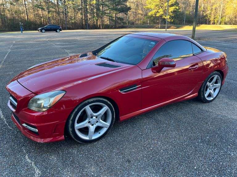 2012 Mercedes-Benz SLK350 2-Door Coupe (161,488 Miles)