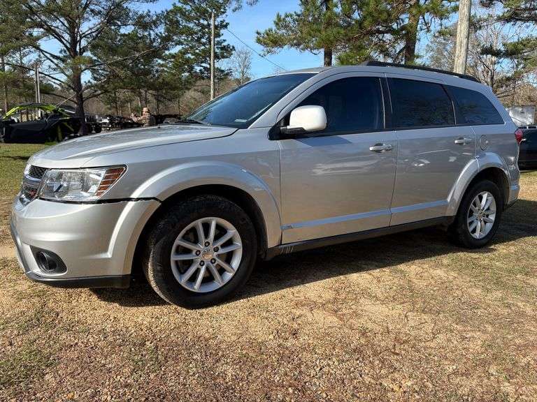 2013 Dodge Journey SXT 4 Door Wagon (184,101 Miles)