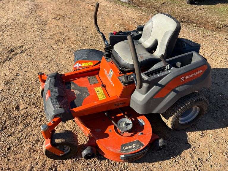 2019 Husqvarna Z254F Zero Turn Lawn Mower (217.5 Hours)