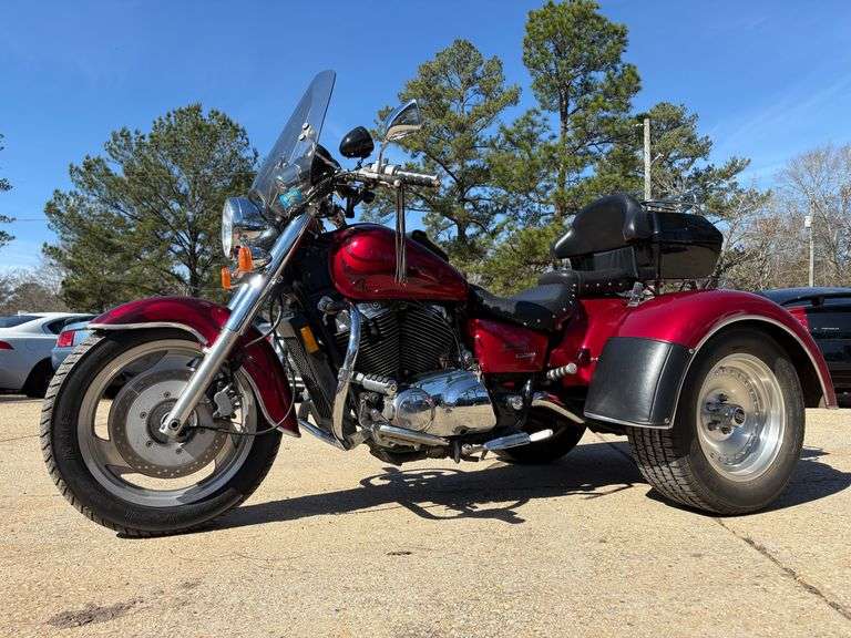 2003 Honda VT1100C2 Shadow SABRE "Trike" (25,210 Miles)