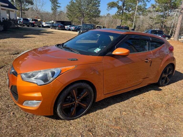 2016 Hyundai Veloster 3 Door Hatchback Coupe - 136,264 Miles