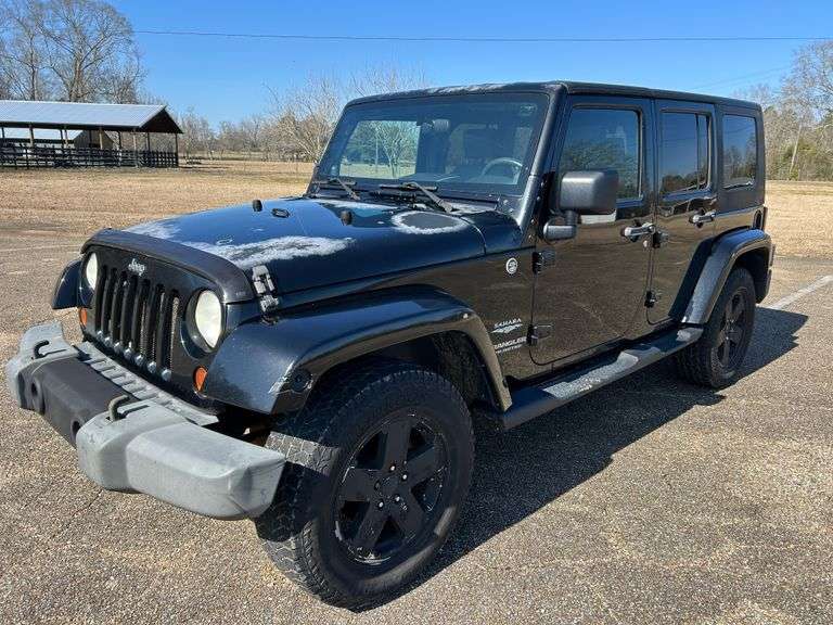 2009 Jeep Wrangler Unlimited Sahara 4x4 (173,261 Miles)