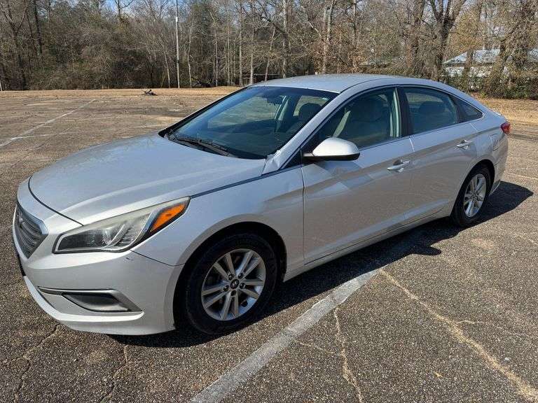 2017 Hyundai Sonata Eco 4 Door Sedan - 179,927 Miles