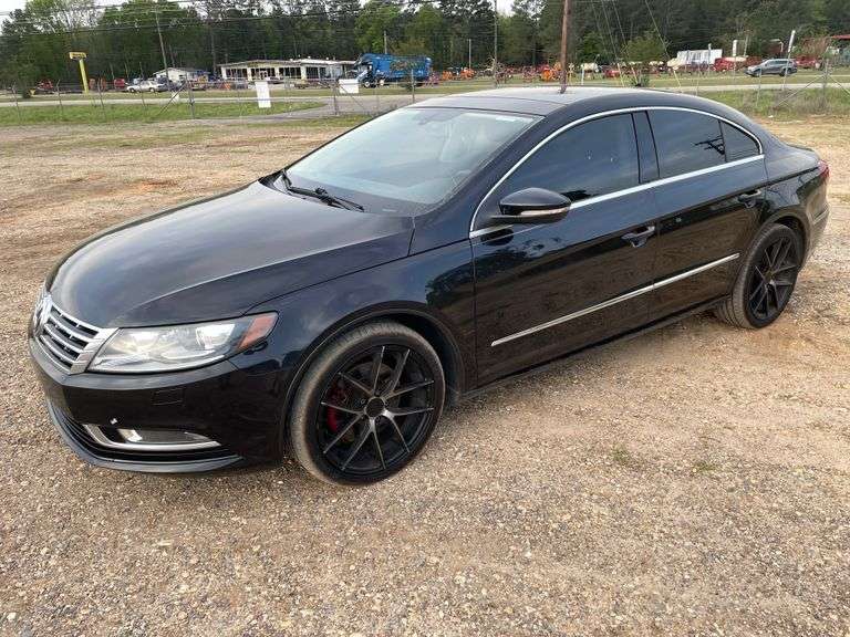 2014 Volkswagen CC Executive 4 Door Sedan (137,439 Miles)