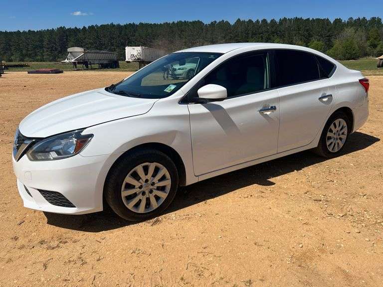 2017 Nissan Sentra SV 4-Door Sedan (169,691 Miles)