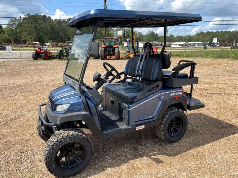2023 Bintelli Electric Golf Cart W/ On-Board Charger (4.2 Miles Showing)
