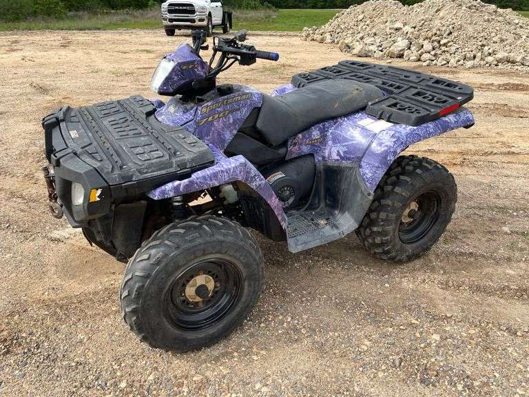 2005 Polaris 700 Efi 4x4 ATV (523 Hours)