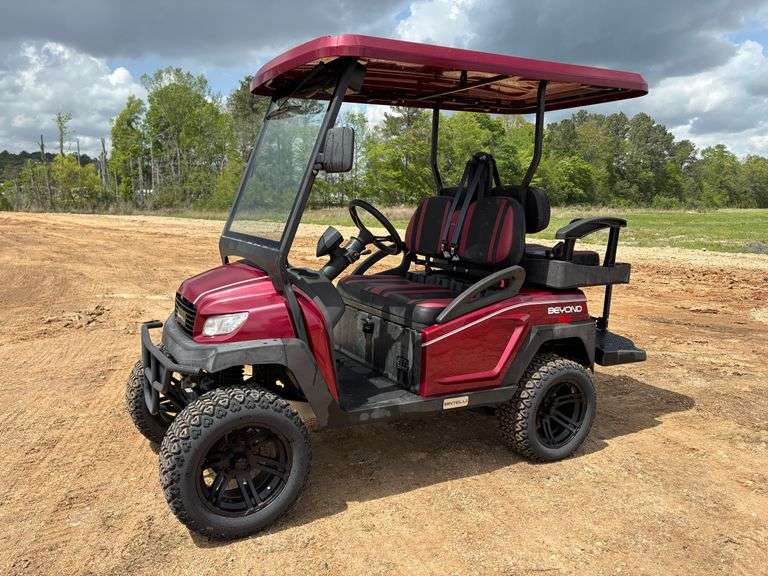 2023 Bintelli Electric Golf Cart W/ On-Board Charger (8.2 Miles Showing)