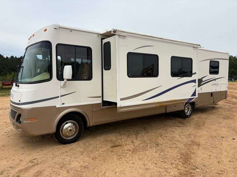 2004 Ford "DayBreak" MotorHome