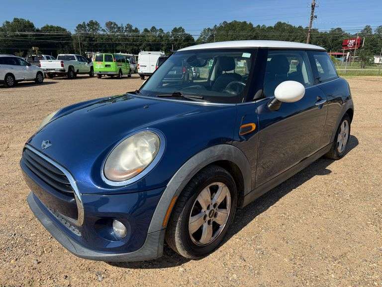 2016 Mini Cooper 2 Door Sedan (90,163 Miles)