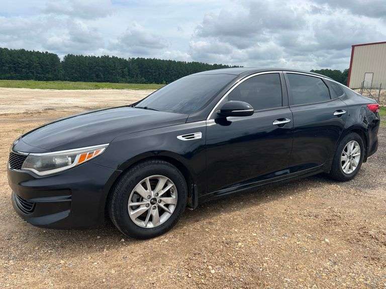 2016 Kia Optima 4-Door Sedan (166,343 Miles)