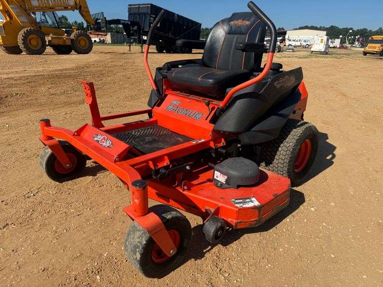 2017 BadBoy MZ Magnum 54" Cut Zero Turn Mower