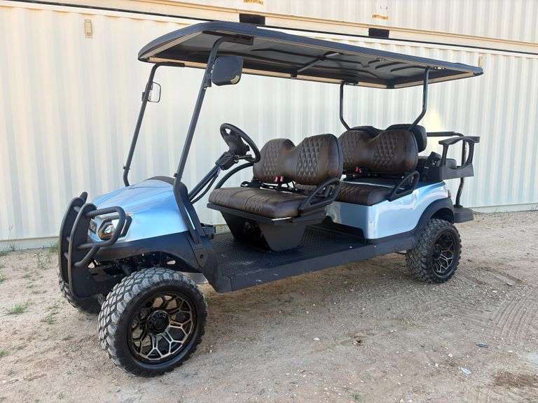 2025 Club Car 6-Seater Gas Golf Cart