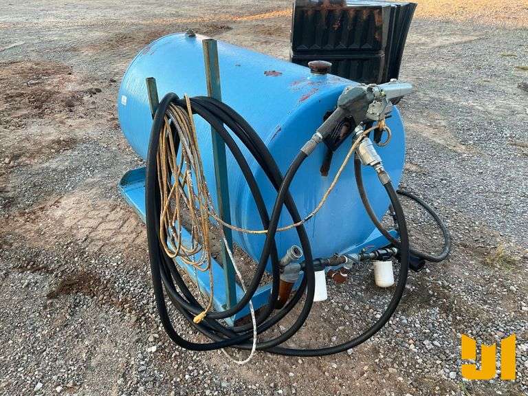 PROWLER 300 GALLON FUEL TANK W/PUMP