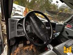 2007 INTERNATIONAL 7400SBA ALTEC 18 TON BOOM TRUCK VIN: 3HTWGAAR57N426845