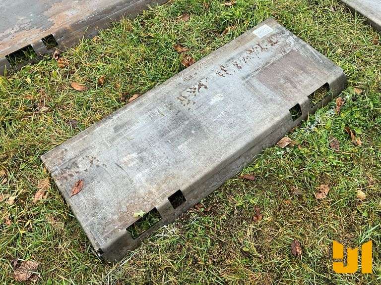 UNUSED DO ALL MOUNTING PLATE