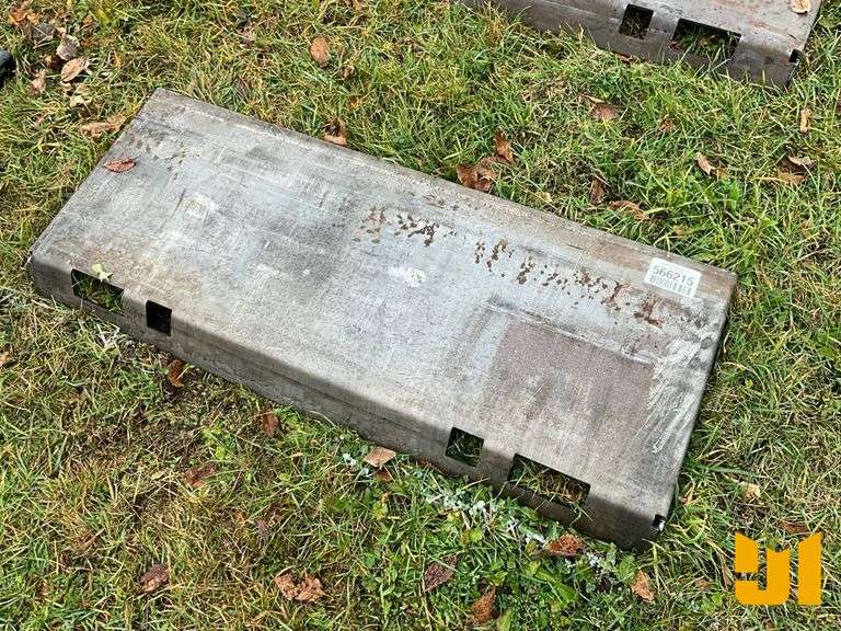 UNUSED DO ALL MOUNTING PLATE