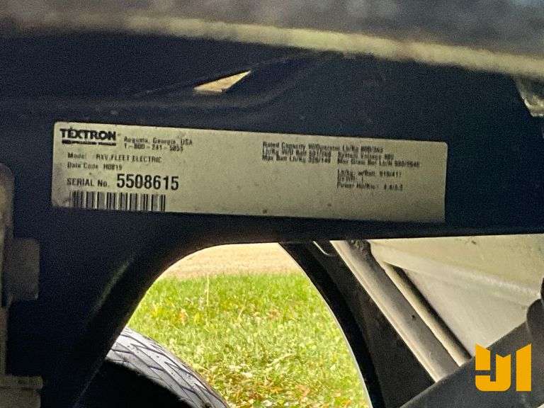 2019 EZ GO RXV GOLF CART SN: 5508615