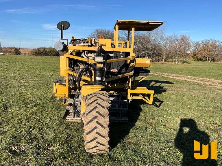 MANUFACTURER CHERRINGTON ENTERPISES MODEL 5000 SN: 50FBA201 EQUIPMENT TYPE SAND GROOMER