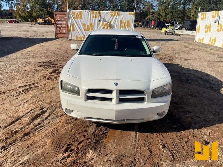 2010 DODGE CHARGER VIN: 2B3CA3CVXAH229142 FWD