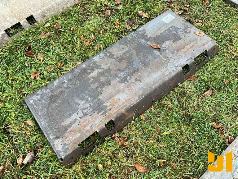 UNUSED DO ALL MOUNTING PLATE