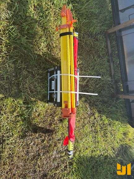 UNUSED 2025 SKLP LASER LEVEL  SN: D27184