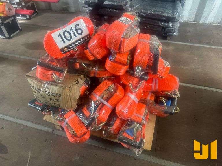 UNUSED RATCHET STRAPS