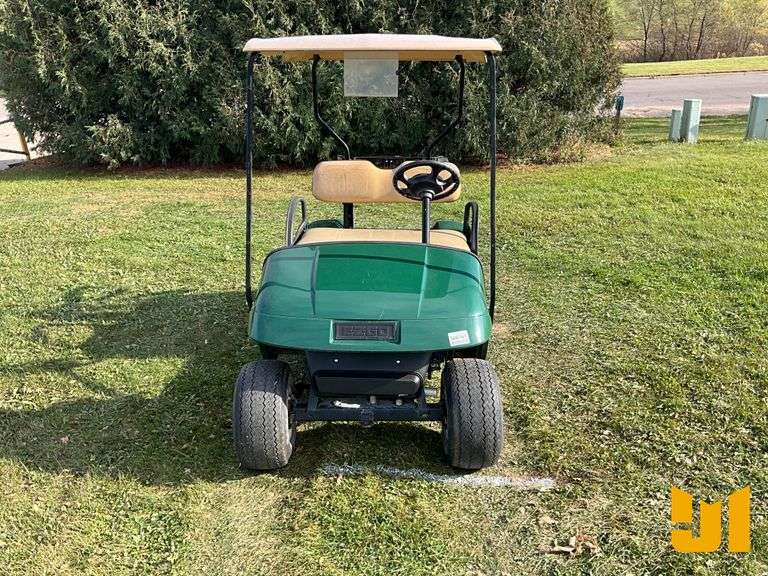 2013 EZ GO TXT GOLF CART SN: 3004457