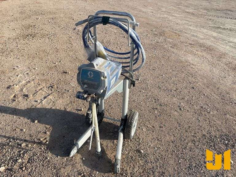 GRACO MAGNUM X7 PAINT SPRAYER