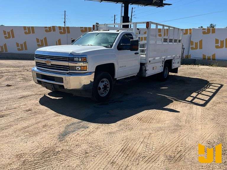 2018 CHEVROLET SILVERADO 3500HD DRW S/A UTILITY TRUCK VIN: 1GB3CYCG9JF218209