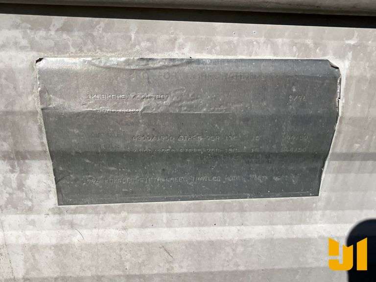 1996 KOMFORT 26FS FIFTH WHEEL CAMPER VIN: K53KFM21T1017287