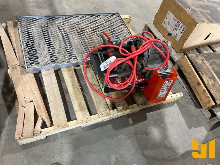 RIDGID MODEL 13 PIPE THREADER