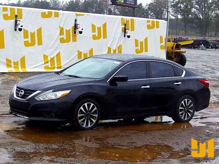 2017 NISSAN ALTIMA VIN: 1N4AL3AP4HC108257 FWD