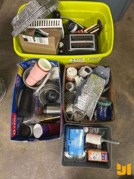 VARIOUS KITCHEN UTENSILS, TOASTER, CUPS, BOWLS, PLATES, PANS, SILVERWARE, CAN