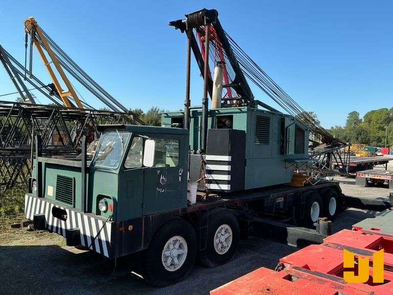 1978 990TC 990TC VIN: 4792-23 TRUCK CRANE