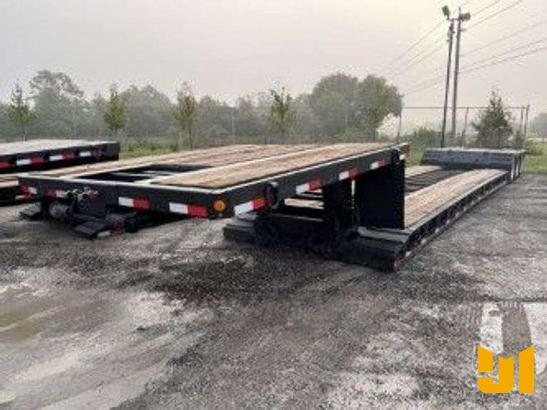 2009 FONTAINE TRAILER CO. HYDRAULIC RGN LOWBOY TRAILER VIN: 13N34820193549937