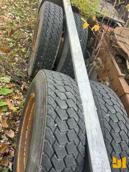 1995 KENWORTH T800 TANDEM AXLE DAY CAB TRUCK TRACTOR VIN: 2XKDDB9XXSM661840