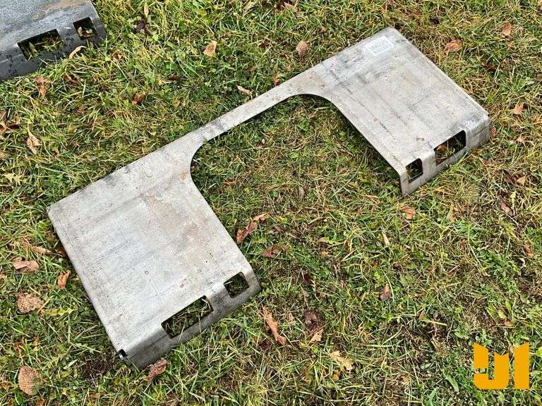 UNUSED DO ALL MOUNTING PLATE