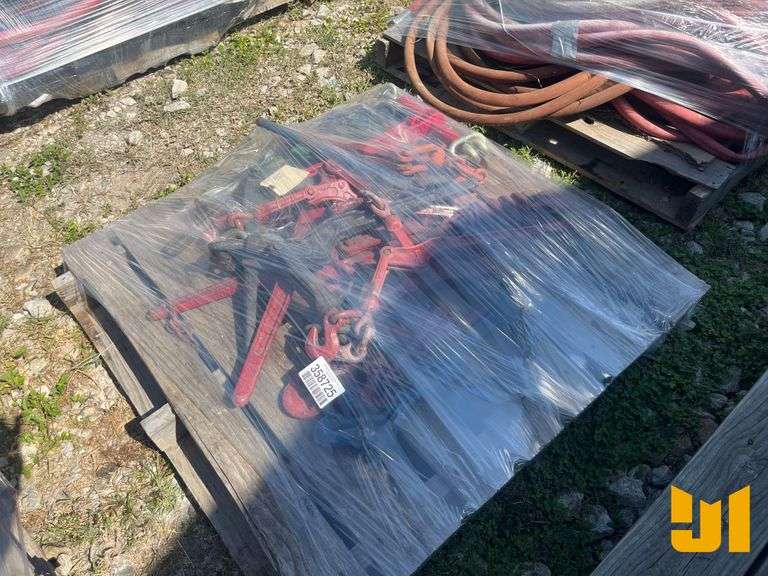 QTY OF 17 CHAIN BINDERS