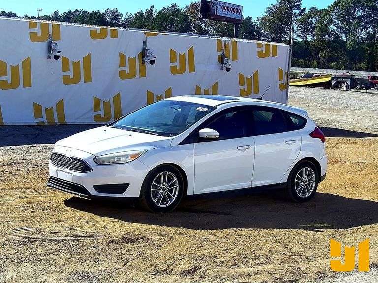 2016 FORD FOCUS VIN: 1FADP3K25GL205292 FWD