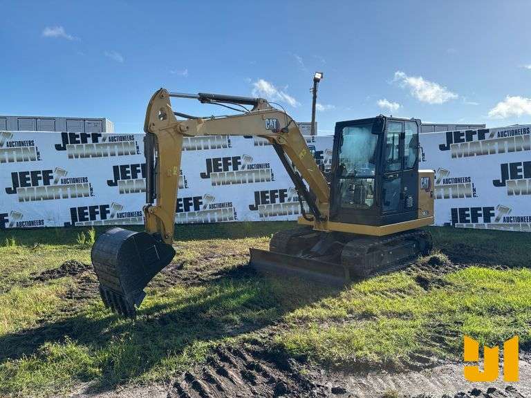 2025 CATERPILLAR 305.5E2 MINI EXCAVATOR SN: CAT03055JGZ503246