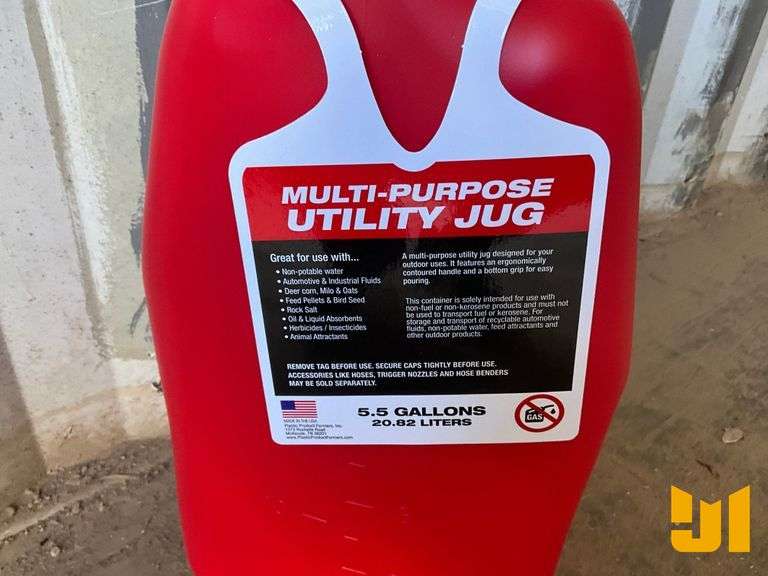 UNUSED 5 GAL MULTI-PURPOSE UTILITY JUG