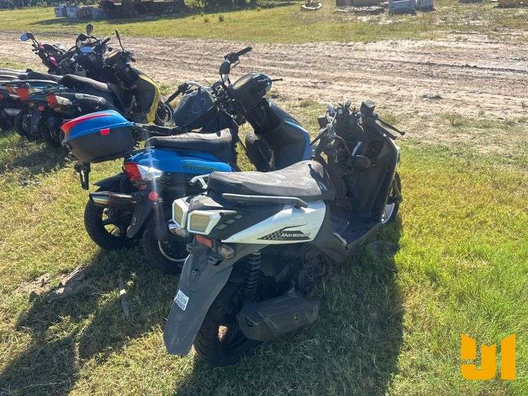 MISC SCOOTERS QTY(3)
