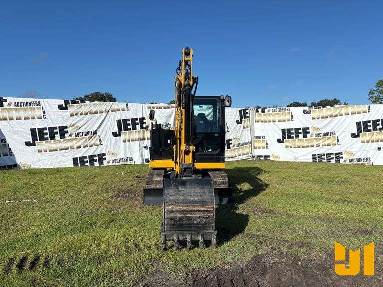 2025 CATERPILLAR 305.5E2 MINI EXCAVATOR SN: CAT03055EGZ503331