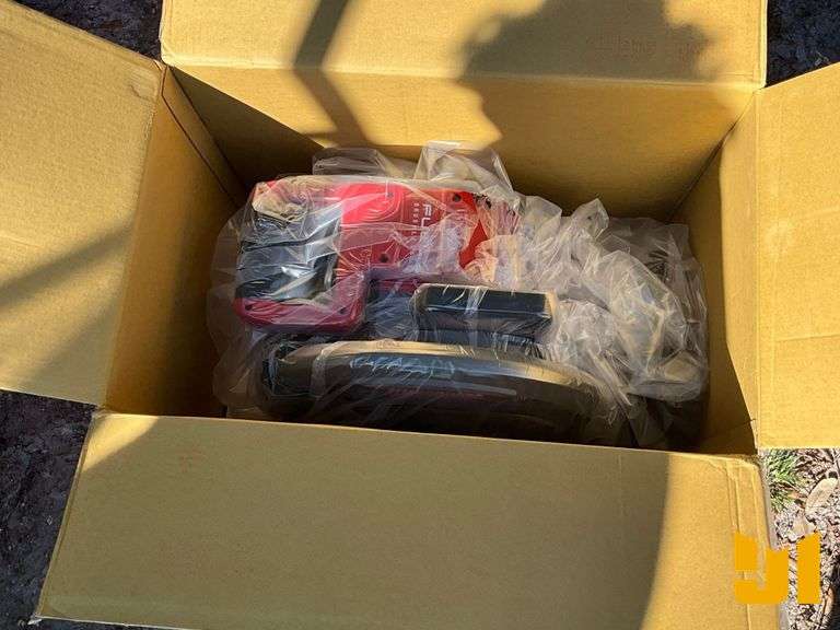 UNUSED MILWAUKEE 2990-20 CIRCULAR SAW 14” ABRASIVE CHOP SAW