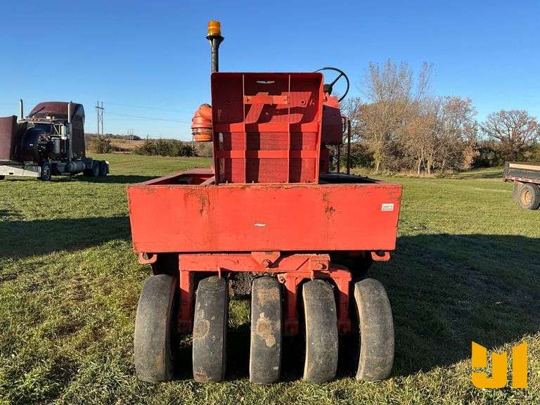 BROS AMHOIST 9 WHEEL PNEUMATIC ROLLER