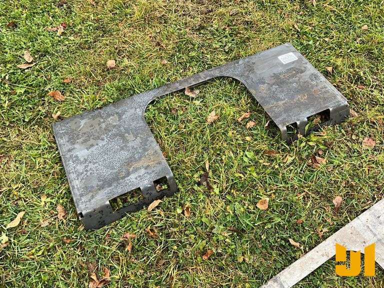 UNUSED DO ALL MOUNTING PLATE